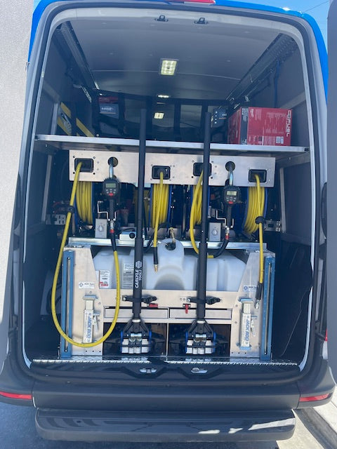 Compact Mobile Van Oil System