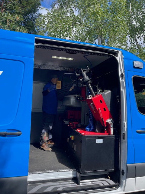 Mobile 48v Tire Machine